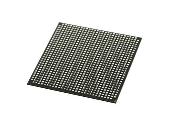 MachXO3 อาร์เรย์เกทที่ตั้งโปรแกรมฟิลด์ได้ LCMXO3LF-9400E-6BG484I ชิปวงจรรวม